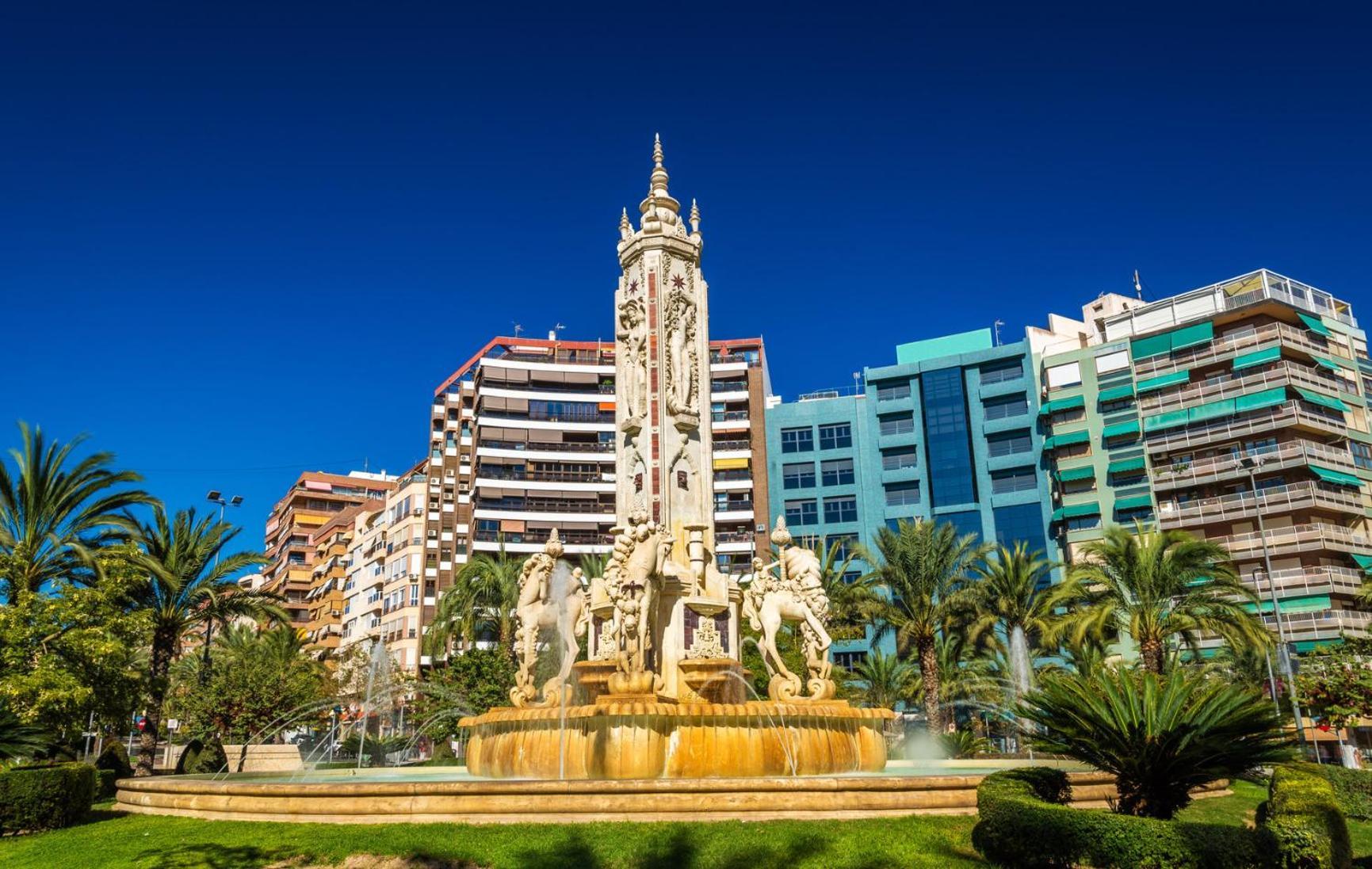 Alicante Colorful Penthouse Center 5A Exterior photo